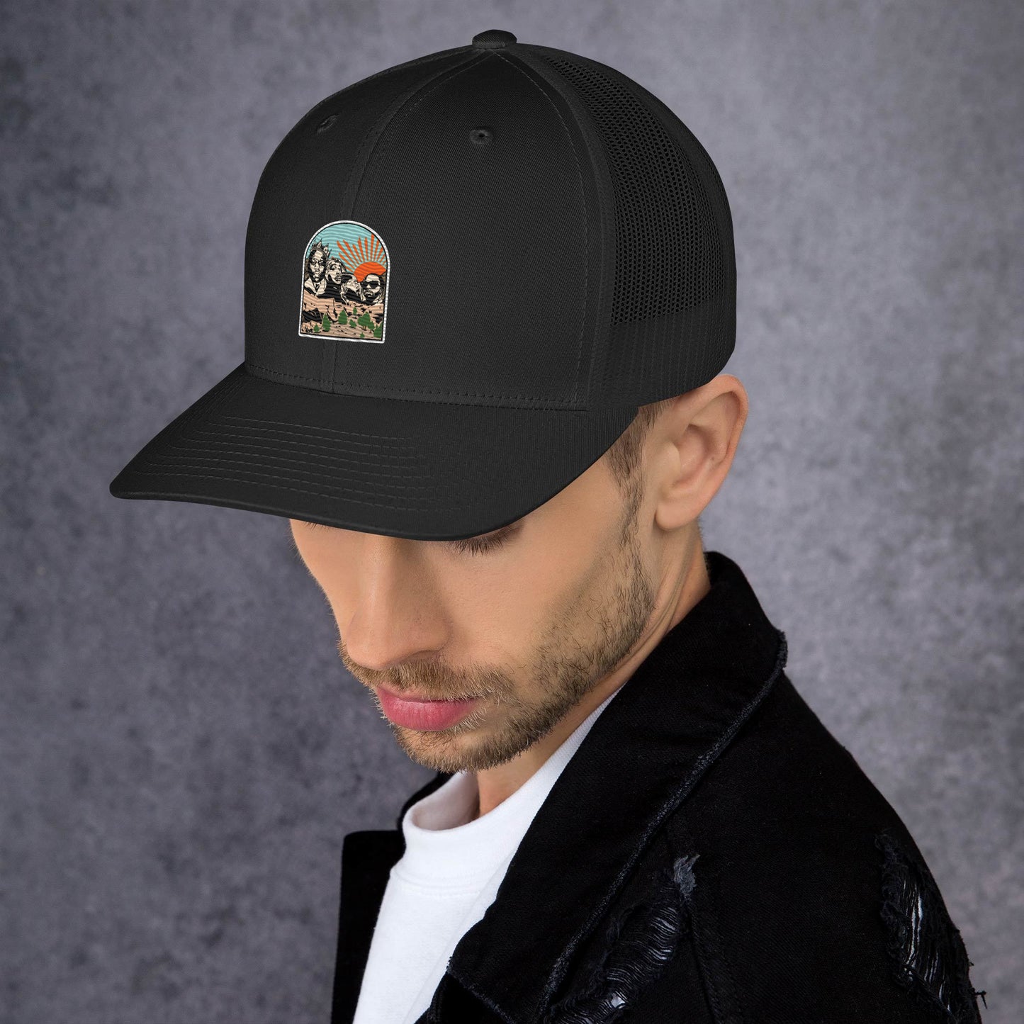 LEGENDS DON'T DIE RETRO TRUCKER