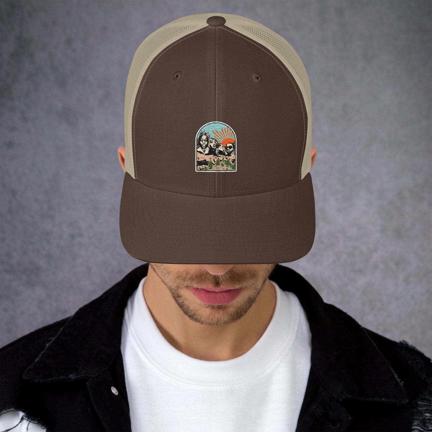 LEGENDS DON'T DIE RETRO TRUCKER