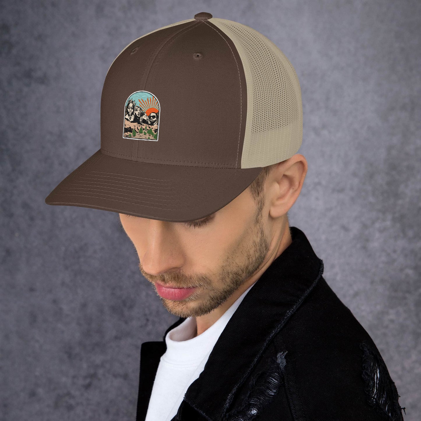 LEGENDS DON'T DIE RETRO TRUCKER
