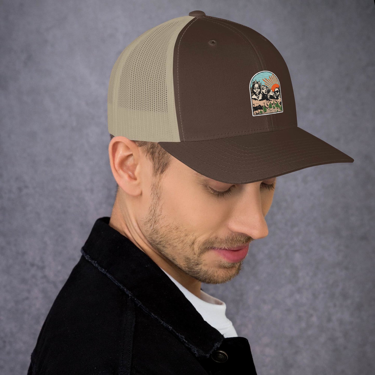 LEGENDS DON'T DIE RETRO TRUCKER