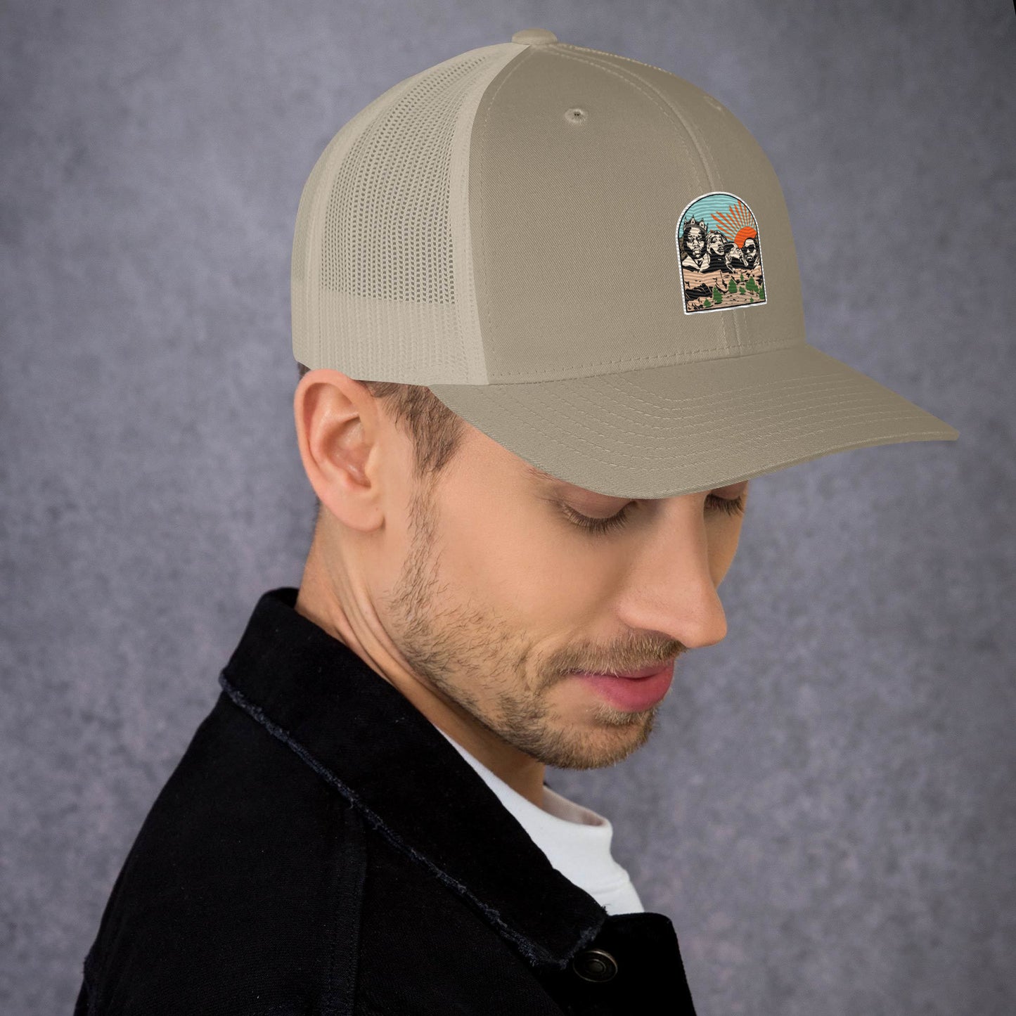 LEGENDS DON'T DIE RETRO TRUCKER