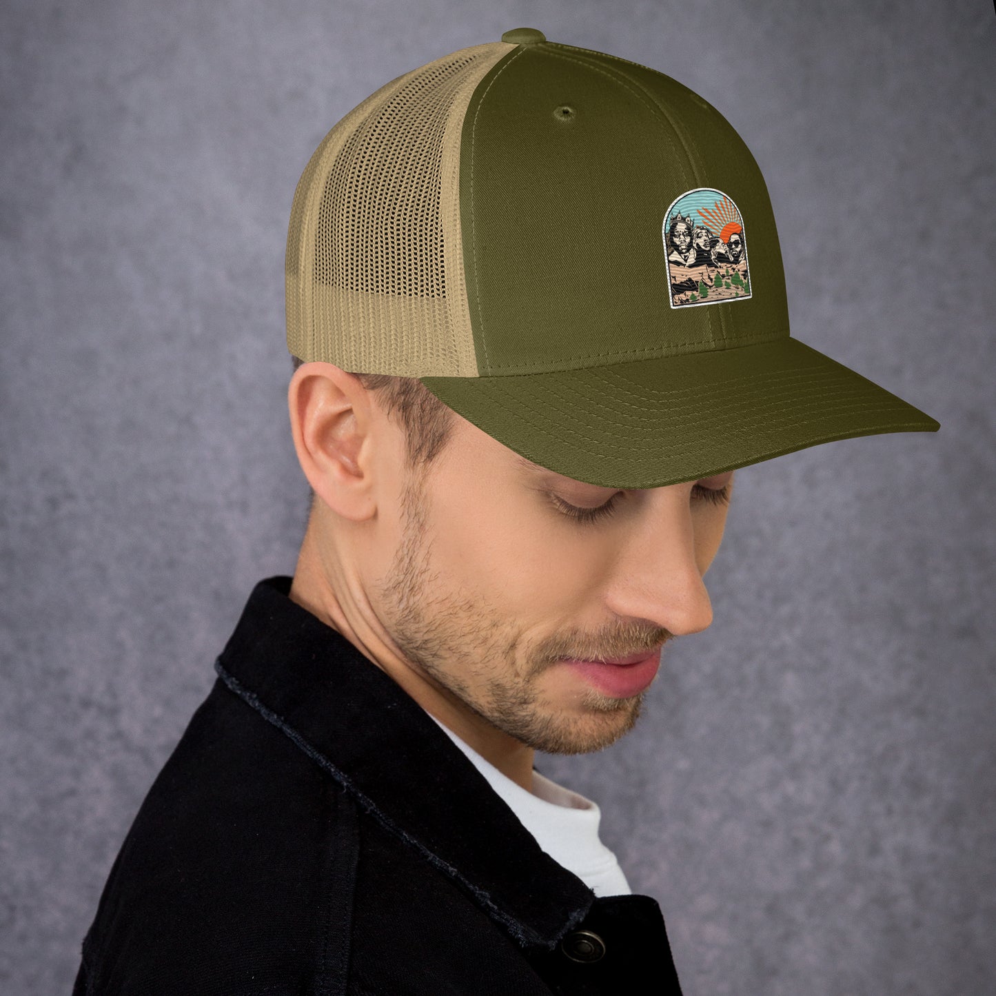 LEGENDS DON'T DIE RETRO TRUCKER