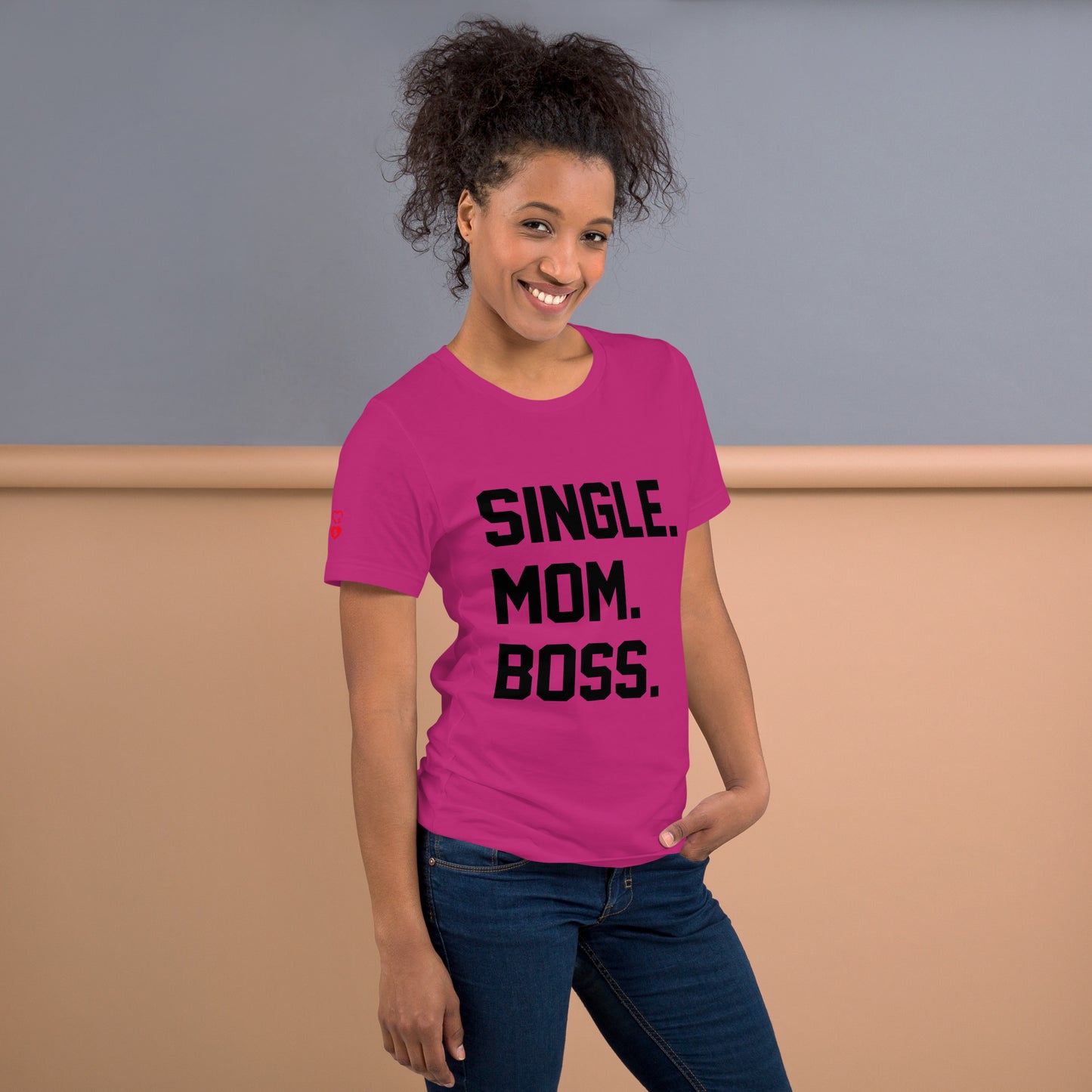SINGLE. MOM. BOSS. T-SHIRT (BLACK + RED)