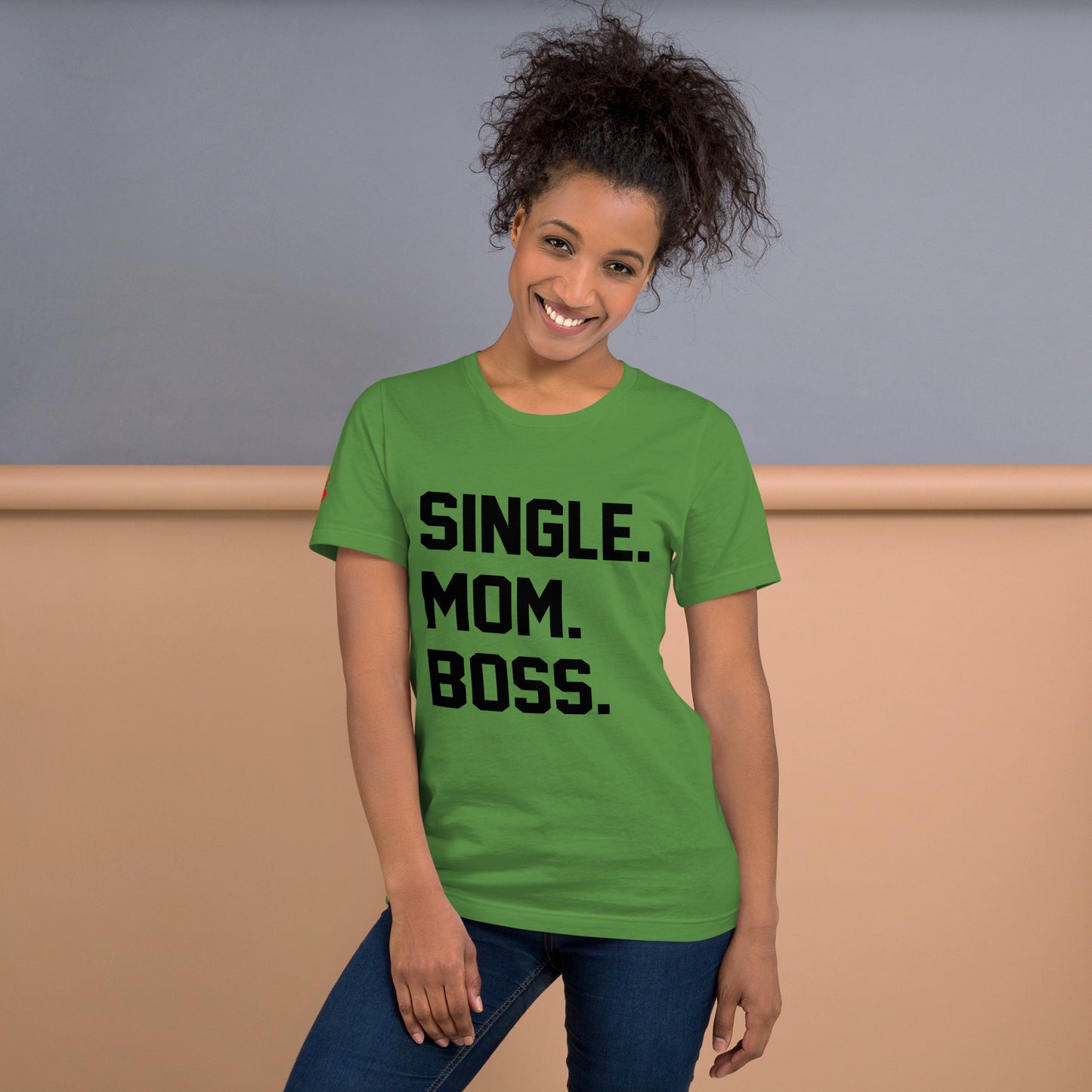 SINGLE. MOM. BOSS. T-SHIRT (BLACK + RED)