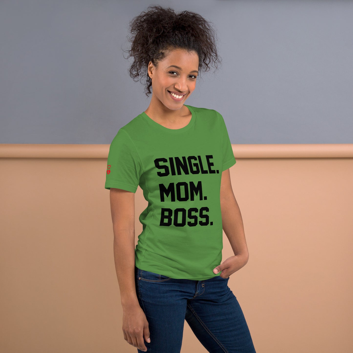 SINGLE. MOM. BOSS. T-SHIRT (BLACK + RED)
