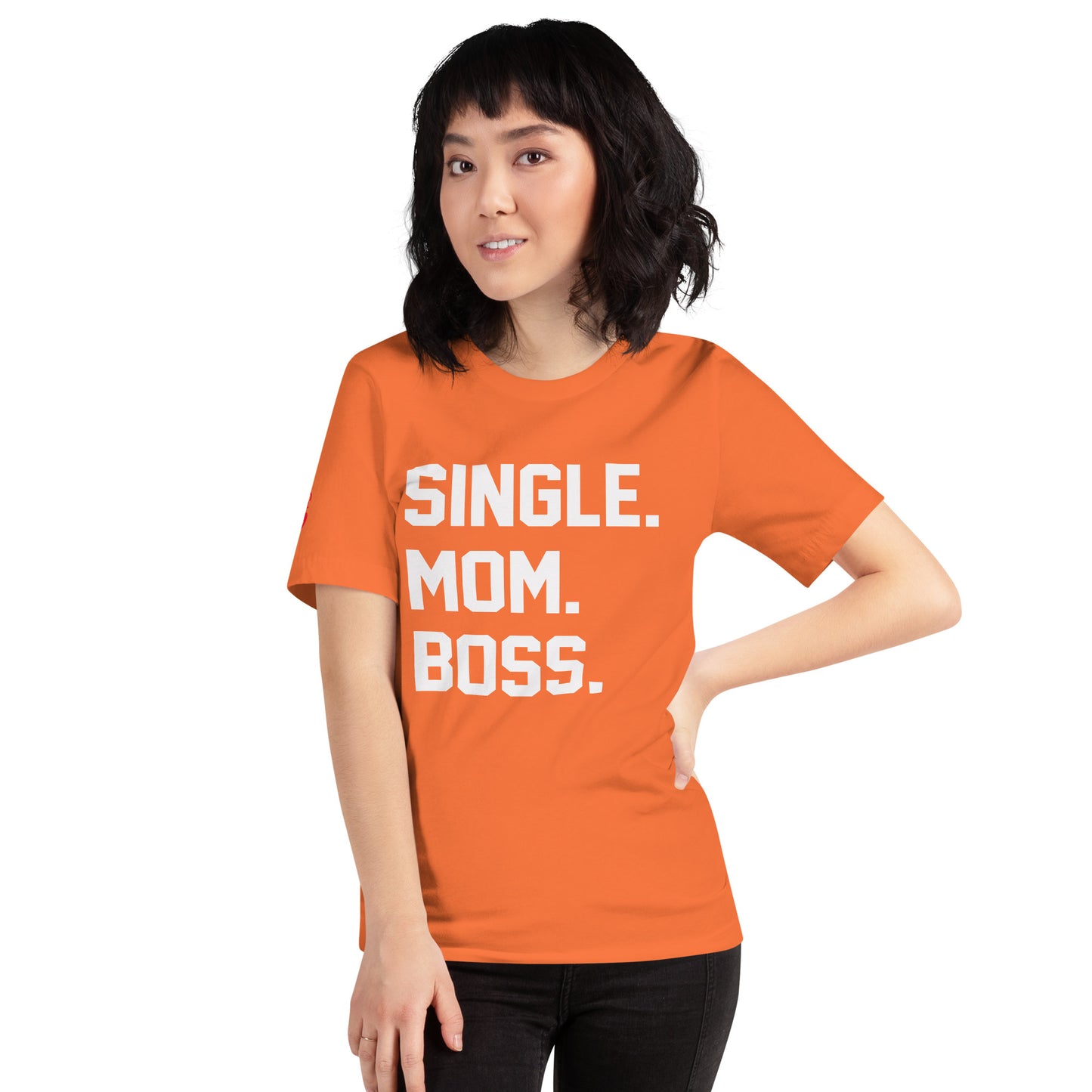 SINGLE. MOM. BOSS. T-SHIRT (WHITE + RED)